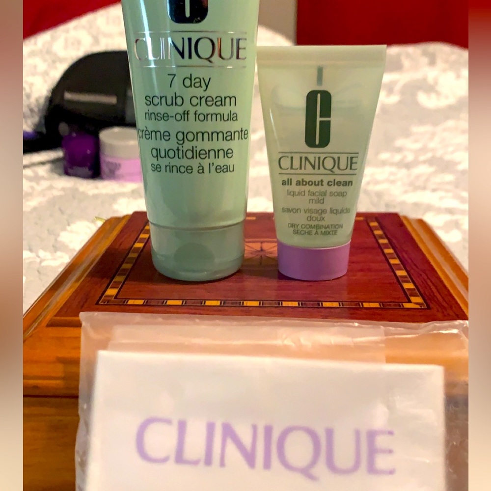 2 cleansers with bonus headband